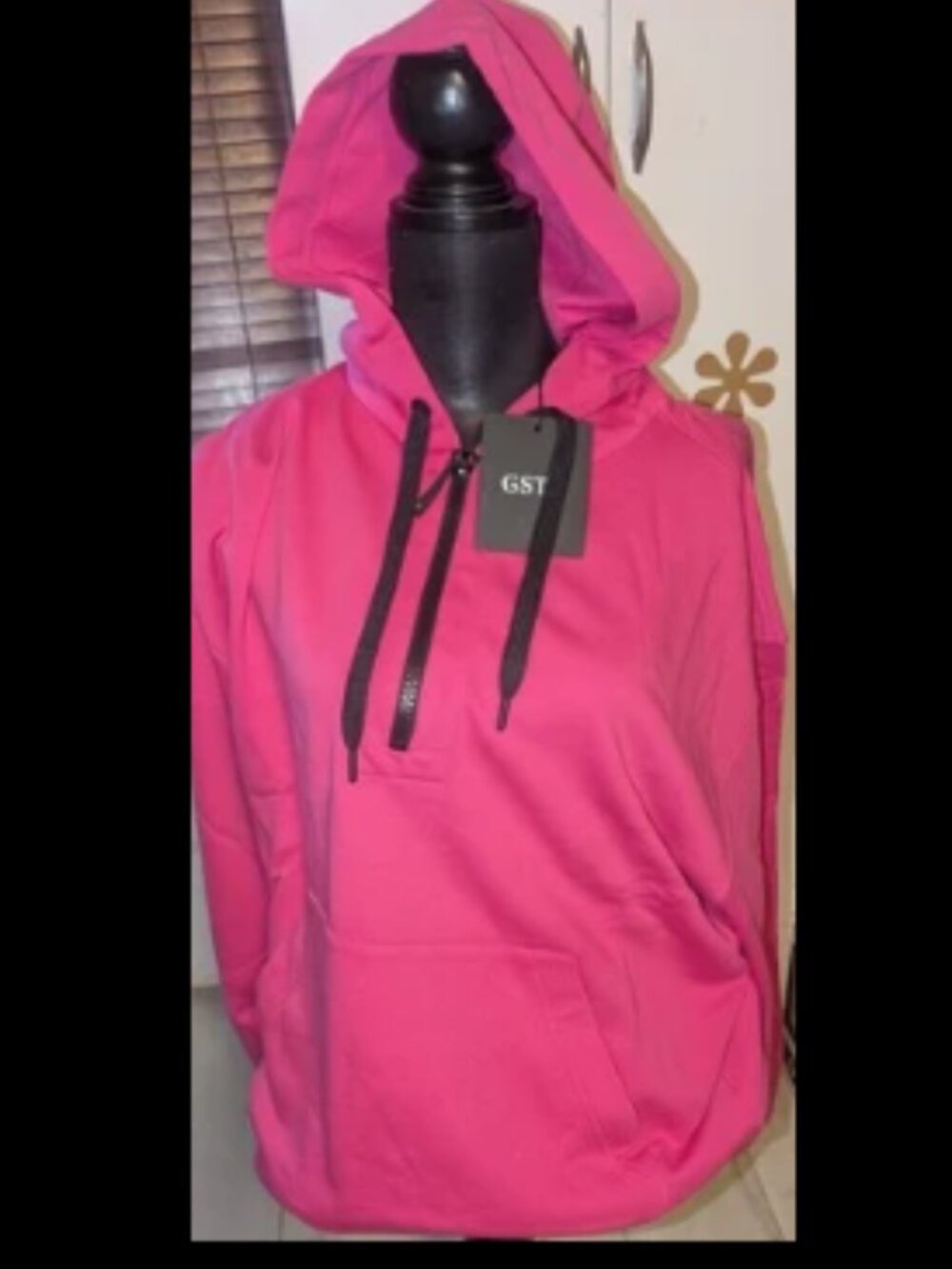 GSTQ Knockout Pink Quarter Zip Hoodie Sweatshirt Womens Size L - NWT